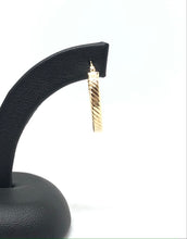 Load image into Gallery viewer, 9ct Gold Earrings
